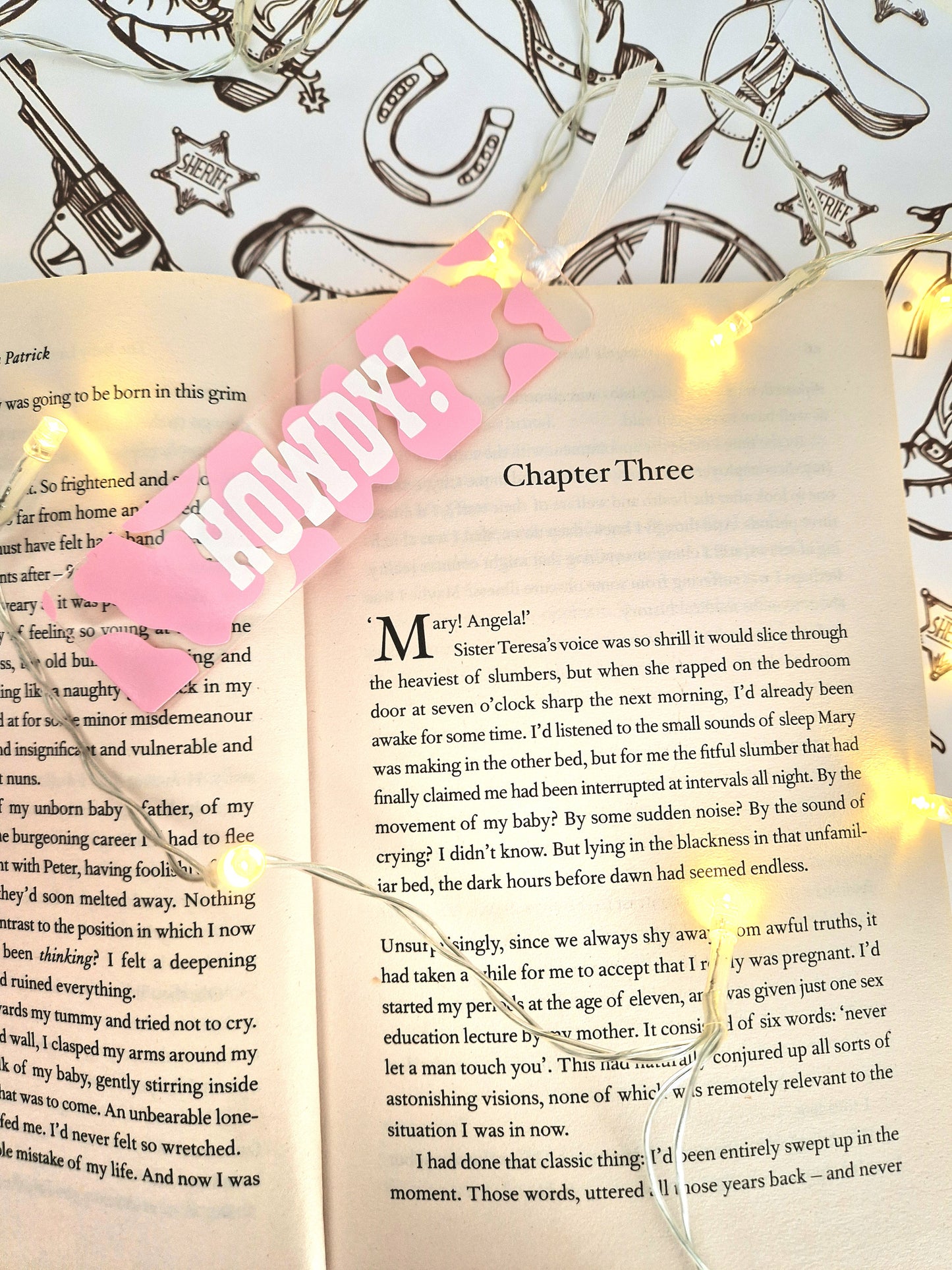Howdy! Western cowboy | Cowgirl Themed Acrylic Bookmark | Pastel Pink and White | Booklover | Reading Gift | Gift Idea | Cow Print