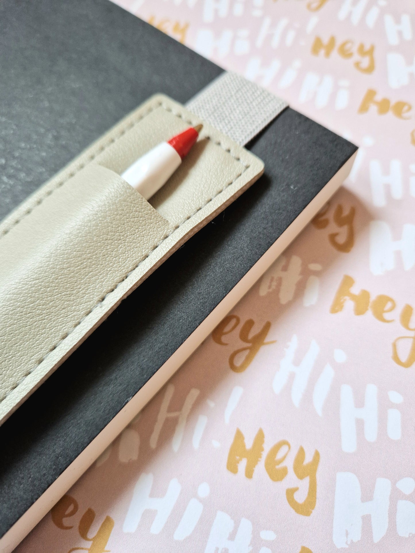 Personalised Faux Leather Premium Pen Holder - Notebook | Journal Accessories | Pen Accessory | Gift Idea | Stationary | Back to Uni | Grey
