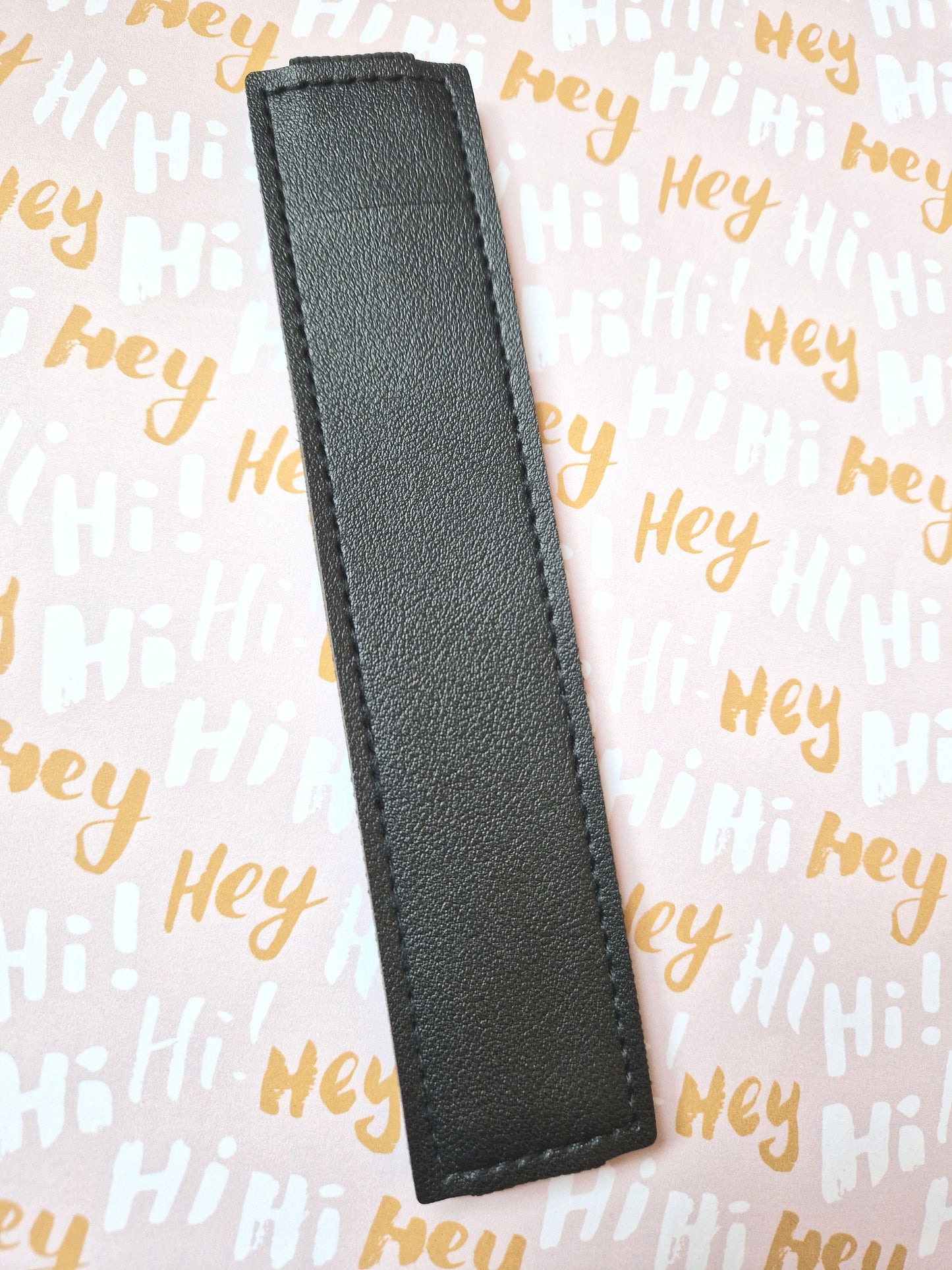 Personalised Faux Leather Premium Pen Holder - Notebook | Journal Accessories | Pen Accessory | Gift Idea | Stationary | Back to Uni | Black